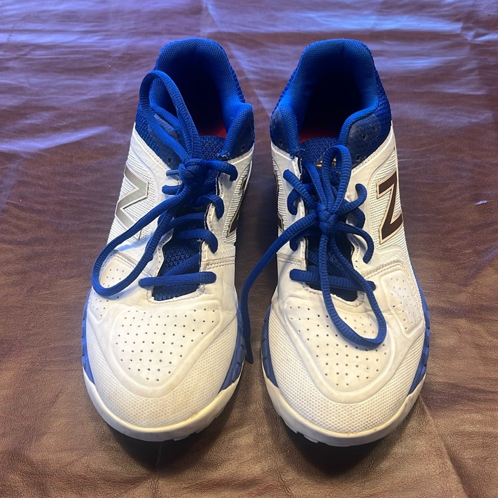Boys shoes